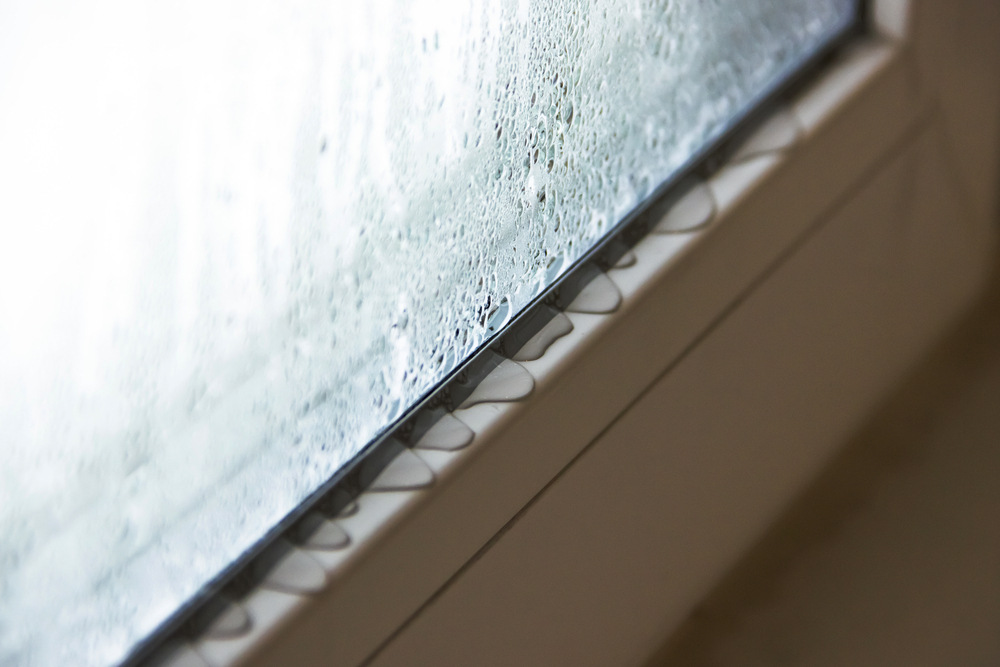 ¿Cómo quitar la condensación de las ventanas?